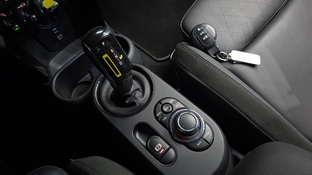 Mini Cooper Electric - Vista 9