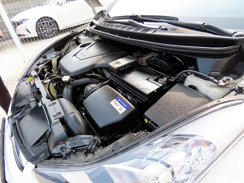 HYUNDAI Avante 2014 Blanco - Importación desde Corea - HF Imports Iquique - Foto 18