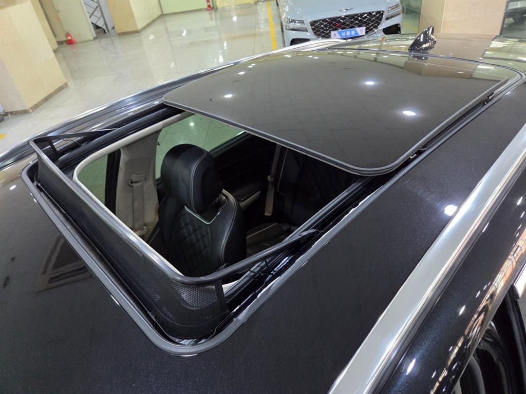 Genesis GV70 2022 Negro - Importación desde Corea - HF Imports Iquique - Foto 18