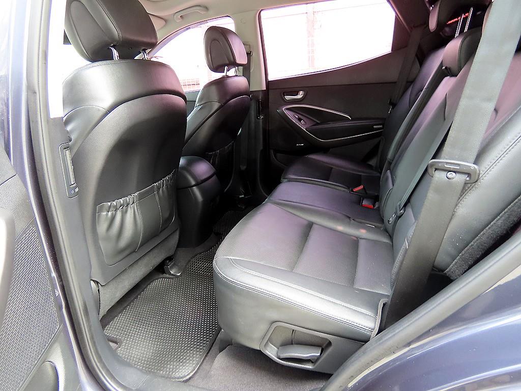 HYUNDAI Santa Fe - Vista 6