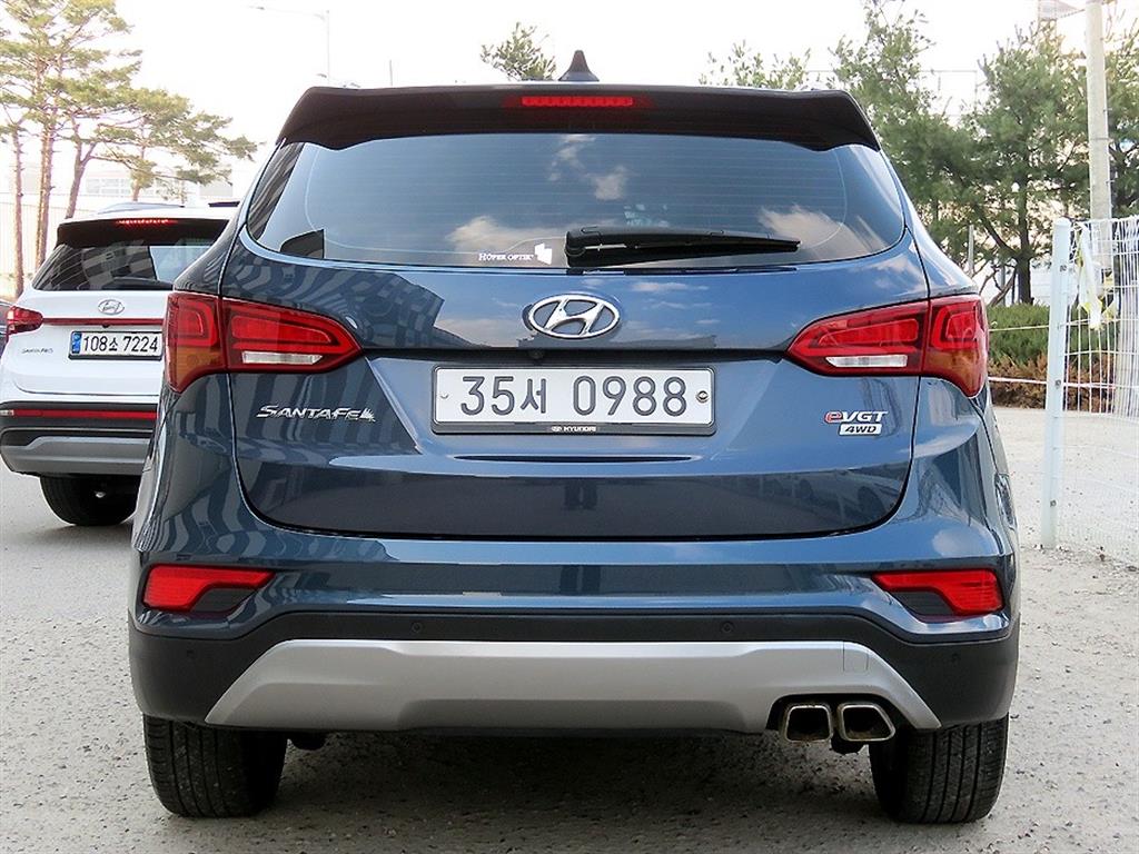 HYUNDAI Santa Fe - Vista 4