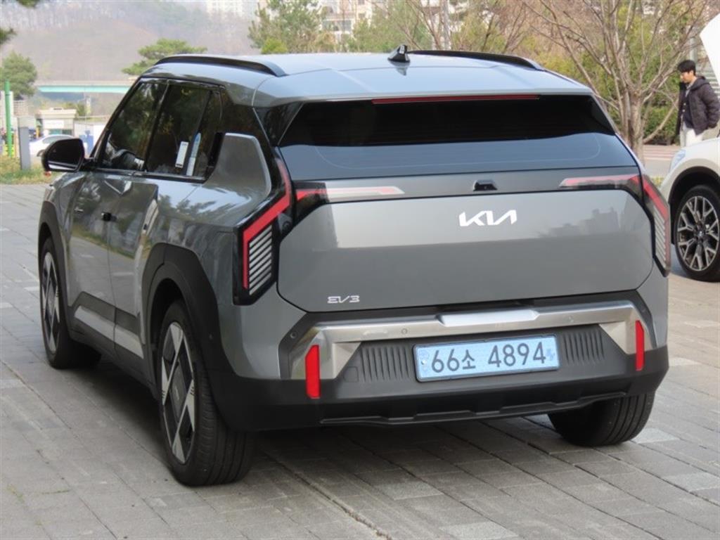 KIA EV3 - Vista 7