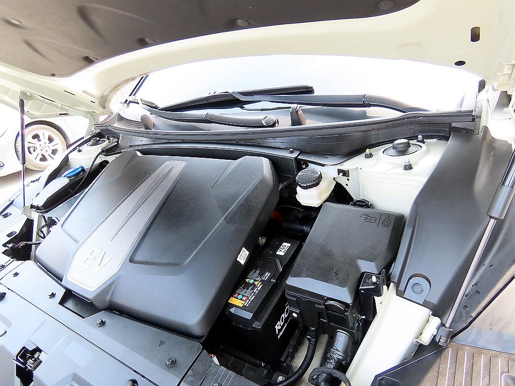 KIA EV6 2022 the color of pearl - Importación desde Corea - HF Imports Iquique - Foto 19