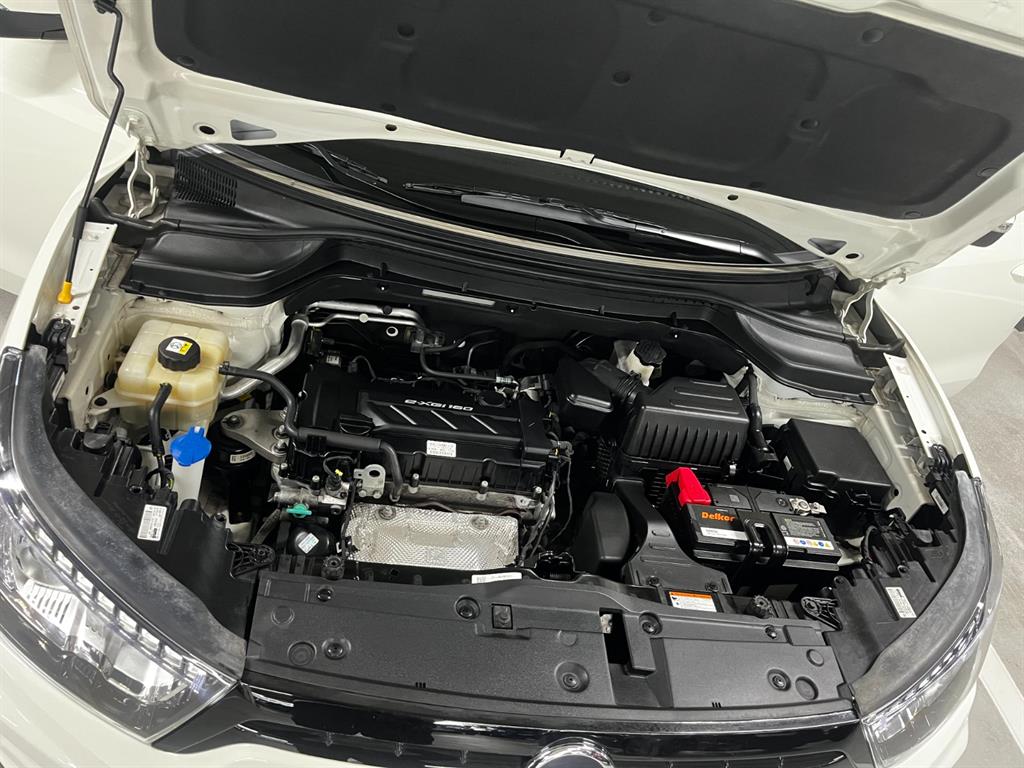 Ssangyong Tivoli 2019 Blanco - Importación desde Corea - HF Imports Iquique - Foto 15