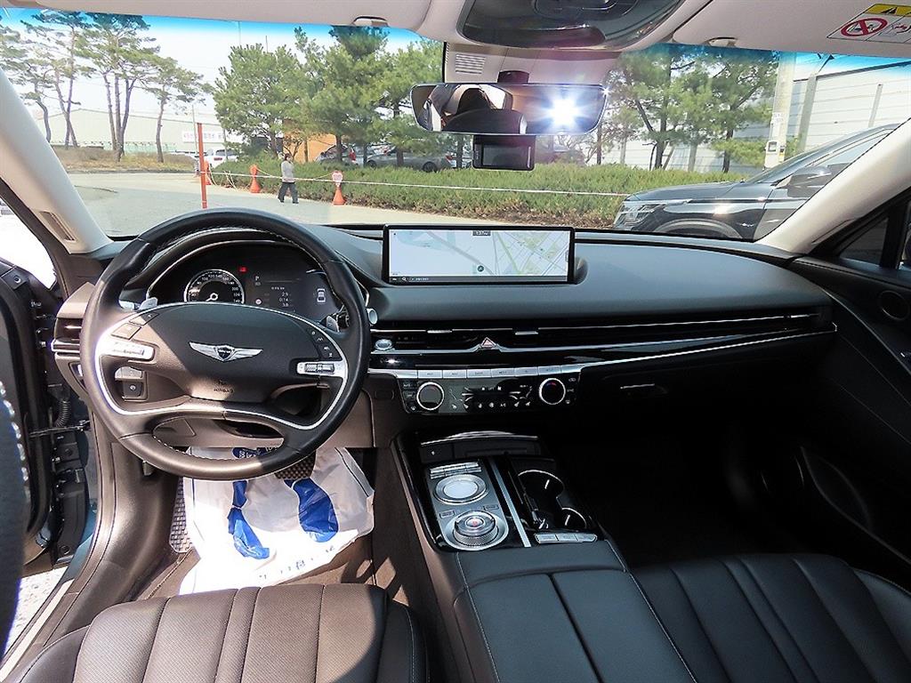 Genesis G80 - Vista 7