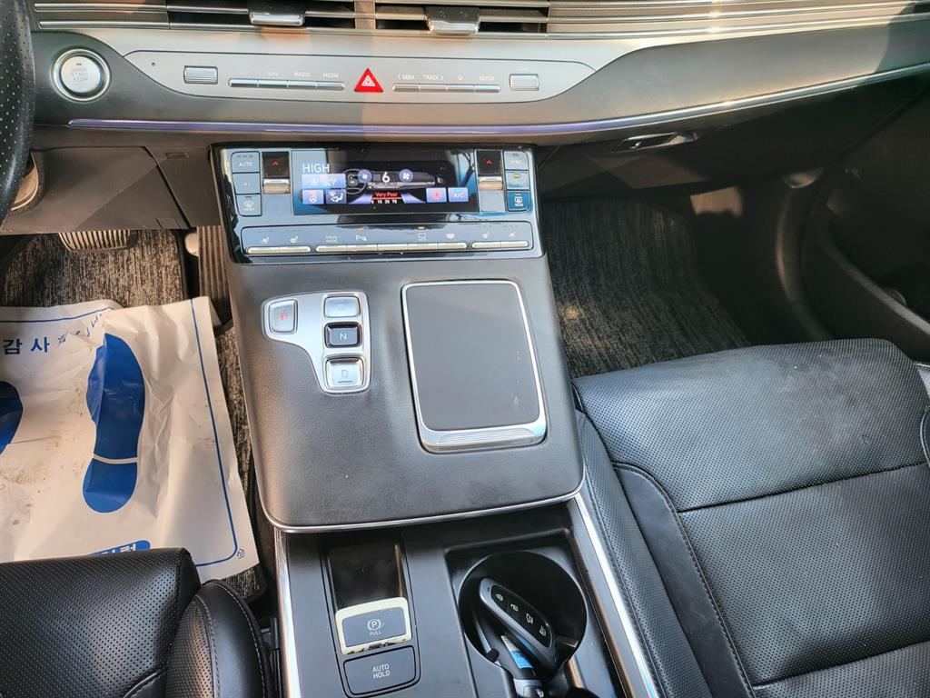 HYUNDAI Grandeur 2021 Negro - Importación desde Corea - HF Imports Iquique - Foto 16