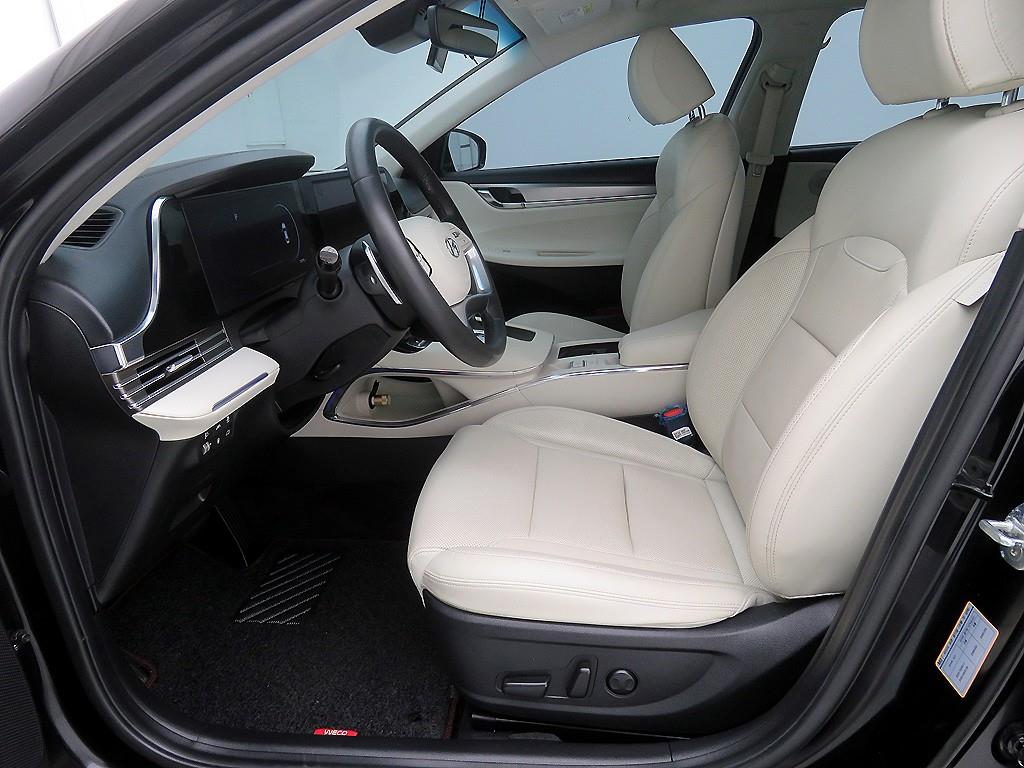 HYUNDAI Grandeur - Vista 6