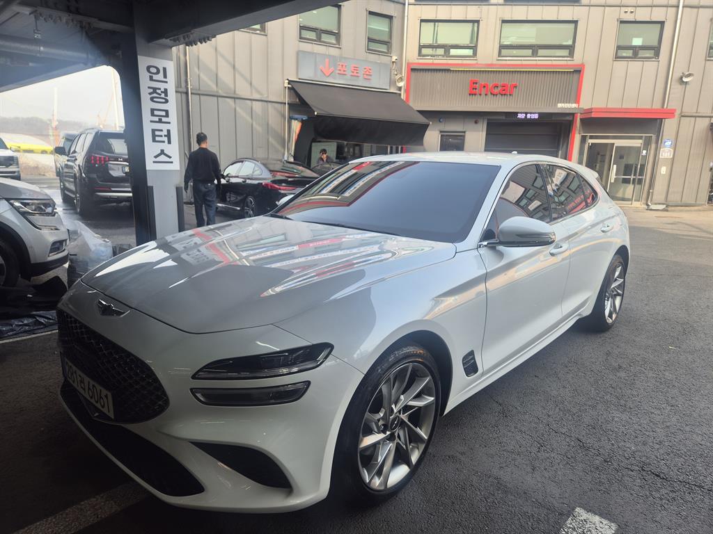 Genesis G70 - Vista 4