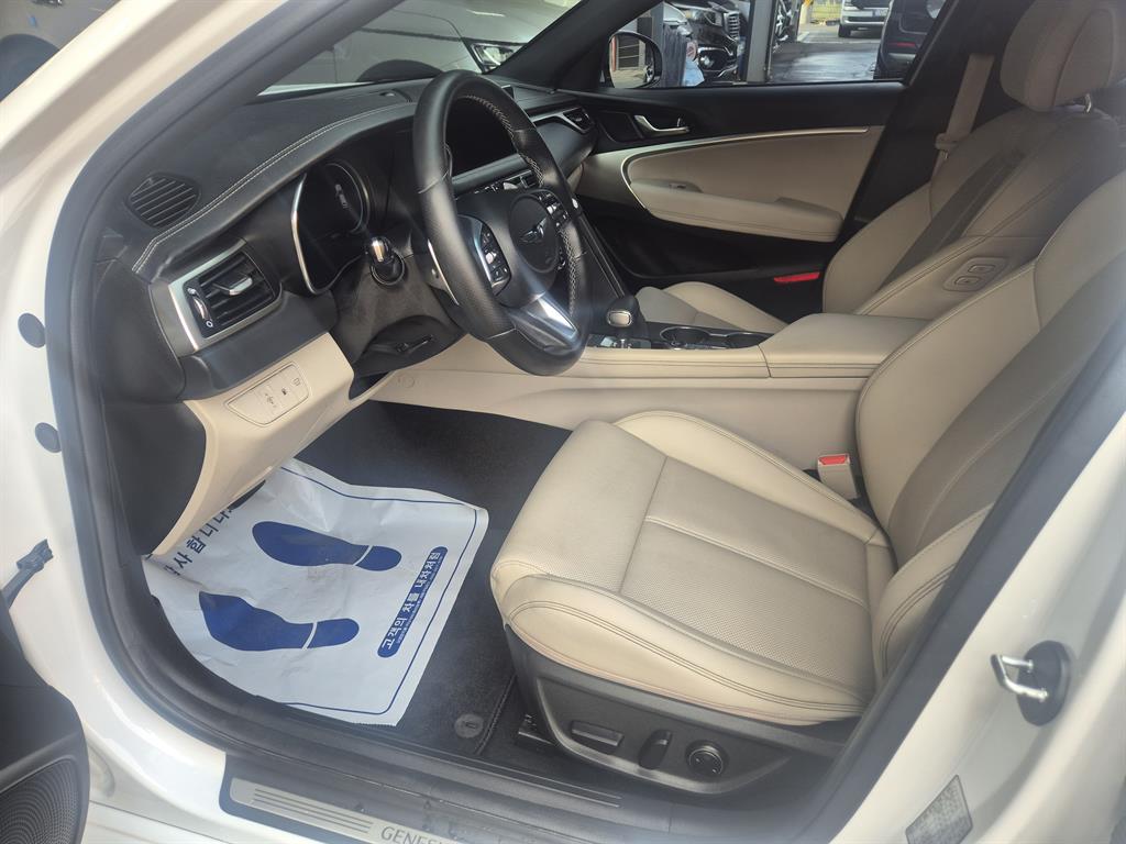 Genesis G70 2023 Blanco - Importación desde Corea - HF Imports Iquique - Foto 14