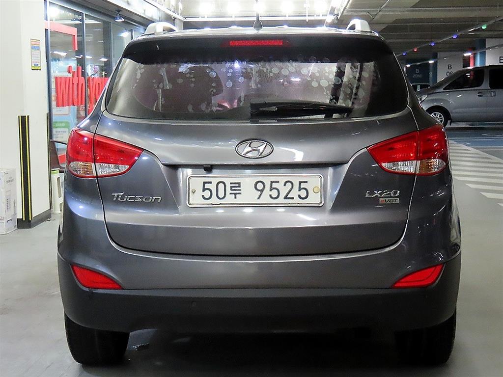 HYUNDAI Tucson - Vista 5