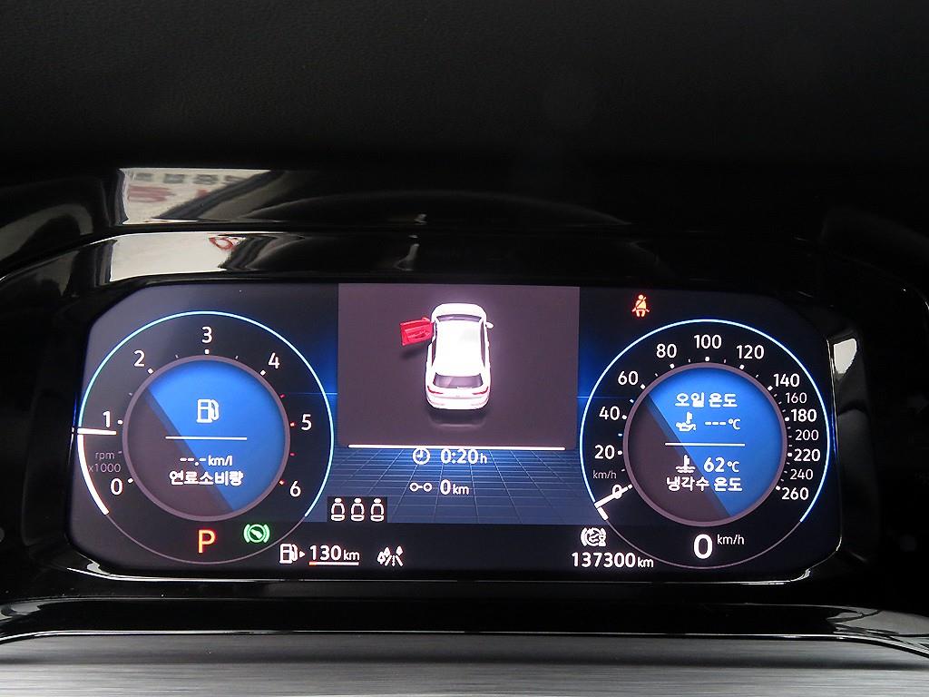 Volkswagen Golf - Vista 12