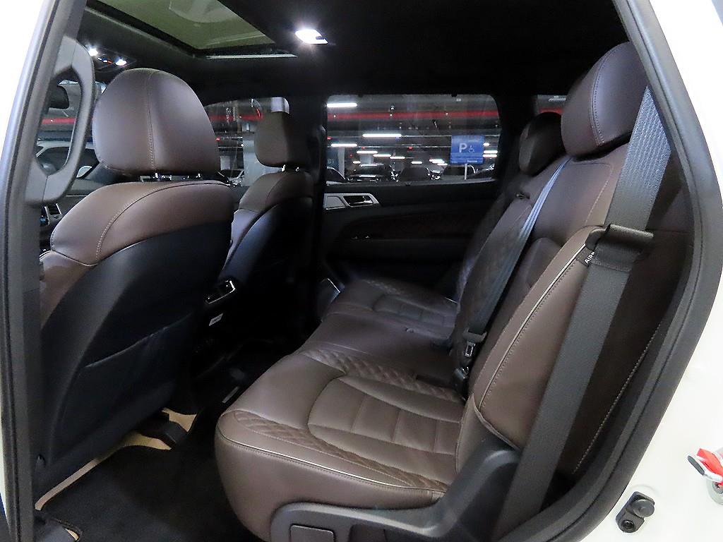 Ssangyong Rexton - Vista 7