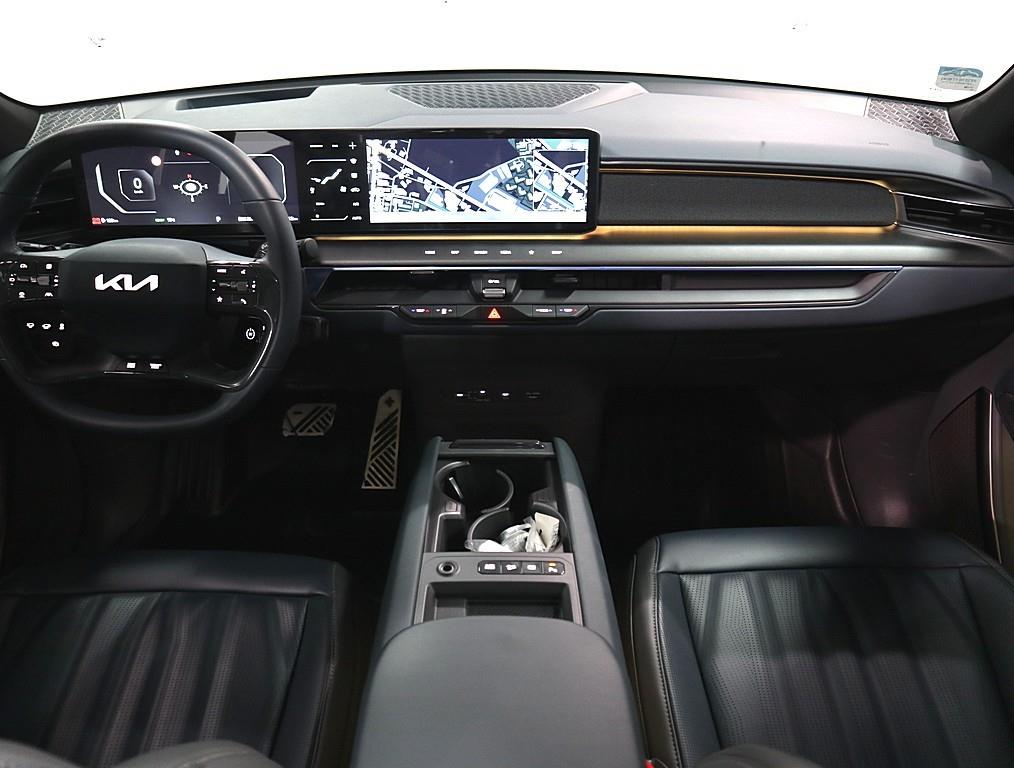 KIA EV9 - Vista 4