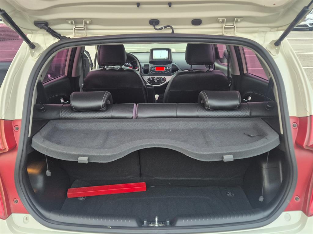 KIA Morning - Vista 5