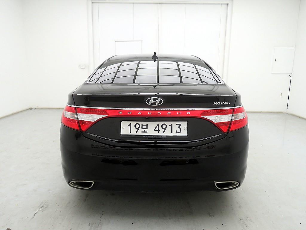 HYUNDAI Grandeur - Vista 3