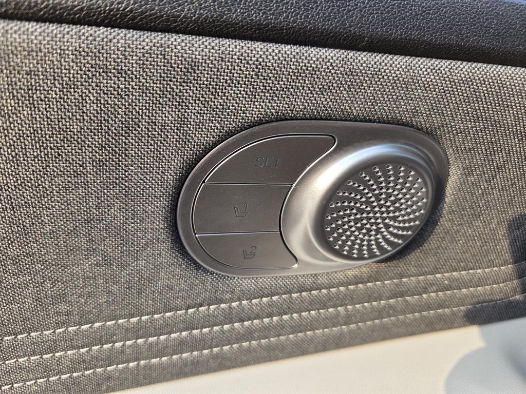 HYUNDAI Avante - Vista 11