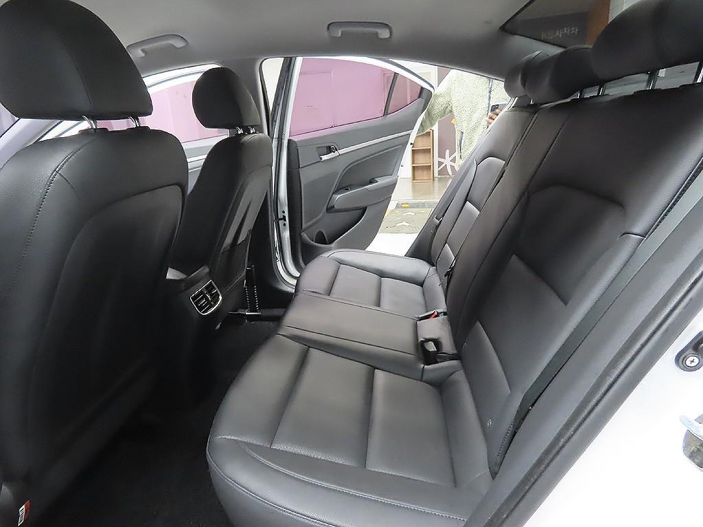 HYUNDAI Avante 2016 Blanco - Importación desde Corea - HF Imports Iquique - Foto 11