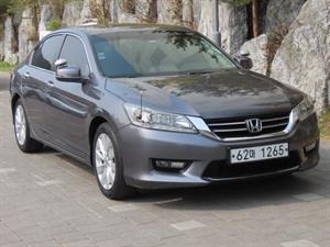 Honda Accord - Vista 4