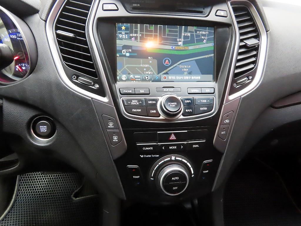 HYUNDAI Santa Fe - Vista 9