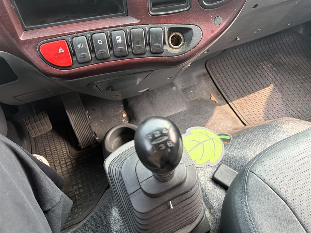 medium and large cargo Cargo - Vista 10