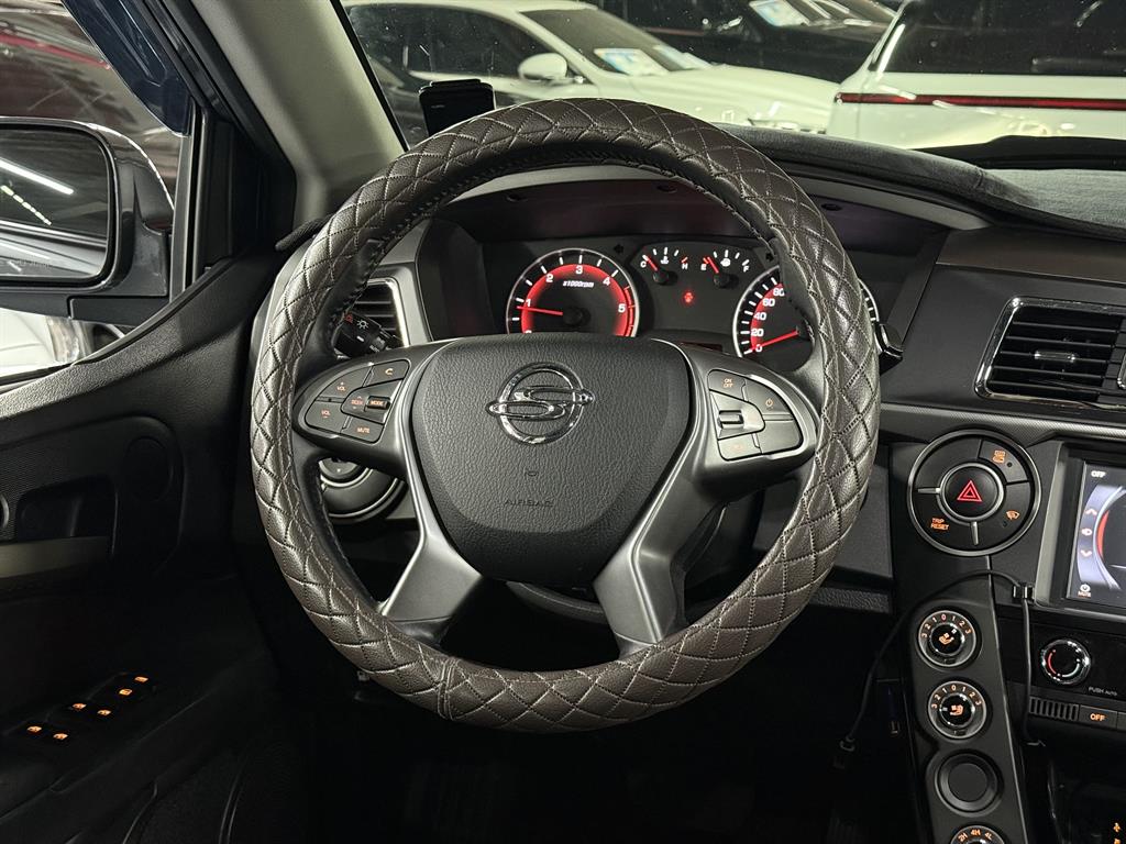 Ssangyong Korando - Vista 8