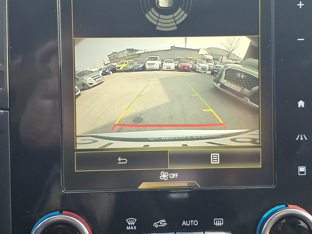 SAMSUNG QM6 2020 Blanco - Importación desde Corea - HF Imports Iquique - Foto 15