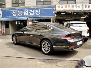 Genesis G80 - Vista 8