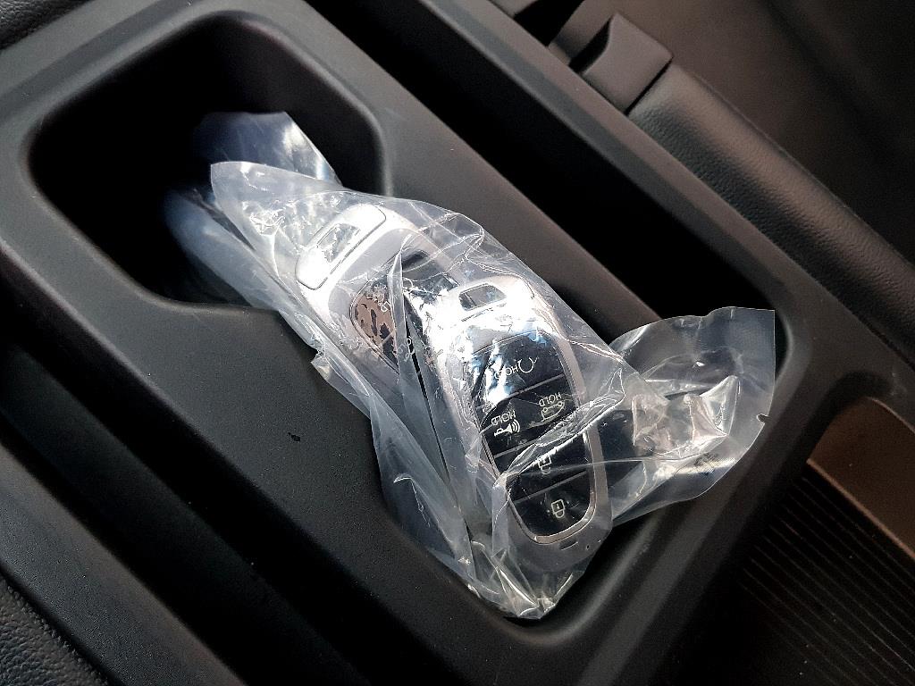 HYUNDAI Staria 2022 Blanco - Importación desde Corea - HF Imports Iquique - Foto 14