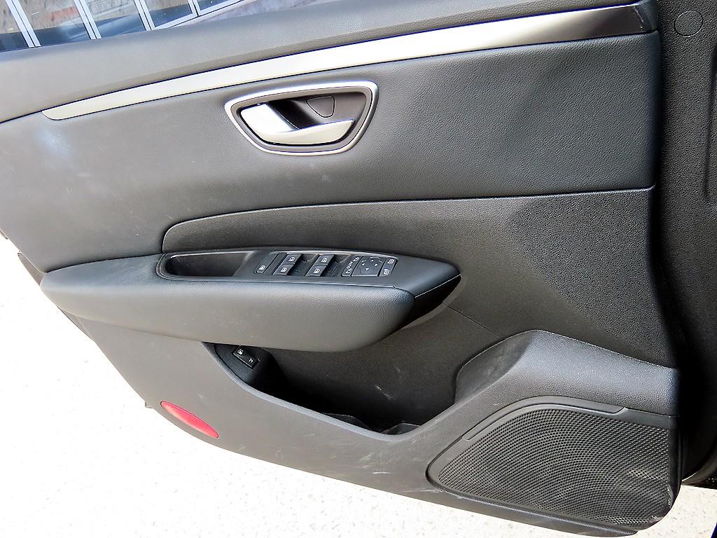 SAMSUNG SM6 - Vista 11