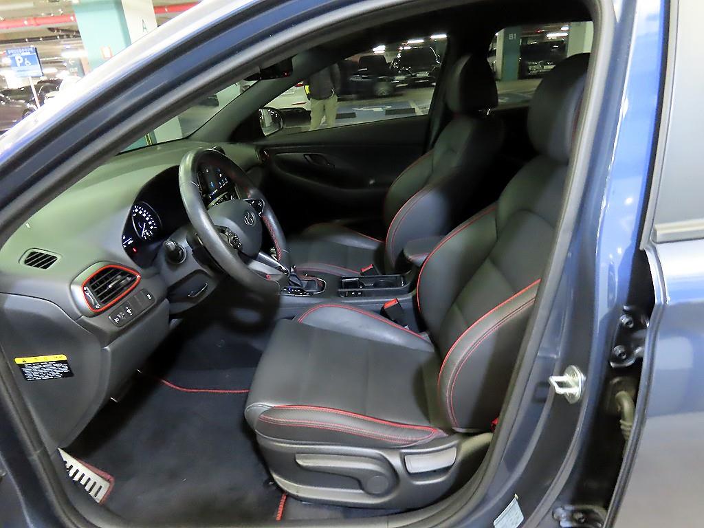 HYUNDAI i30 - Vista 6