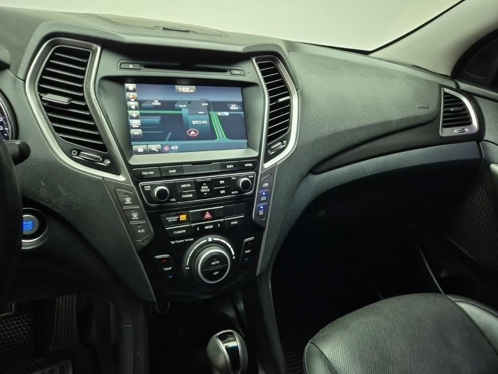 HYUNDAI Santa Fe - Vista 10