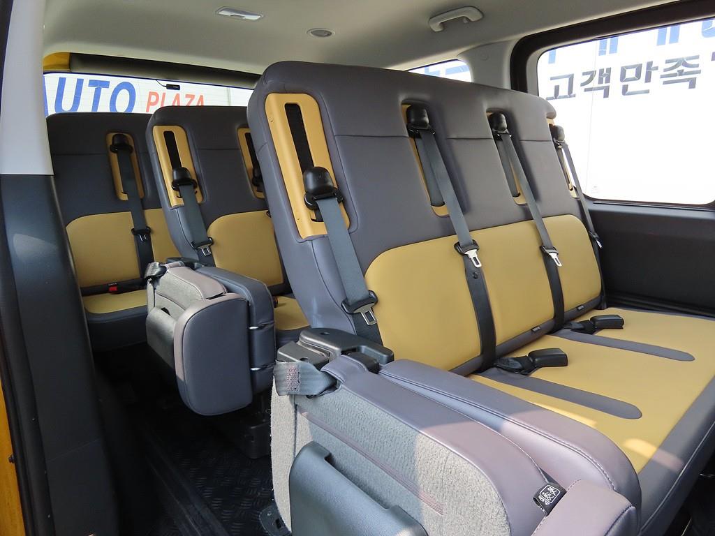 HYUNDAI Staria - Vista 7