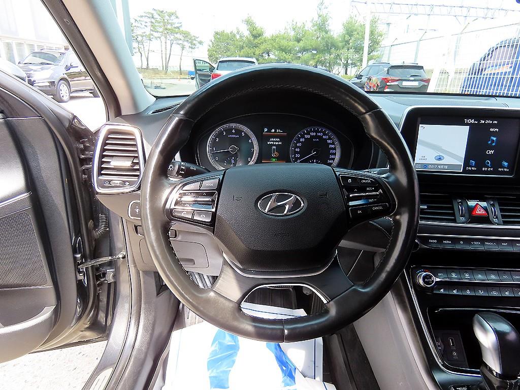 HYUNDAI Grandeur - Vista 8