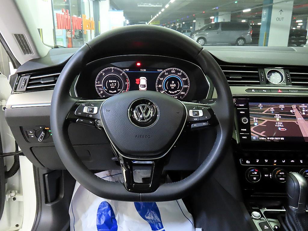 Volkswagen Arteon - Vista 8