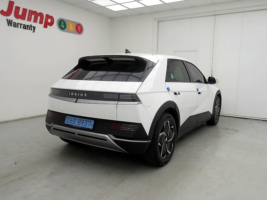 HYUNDAI Ioniq 5 - Vista 4