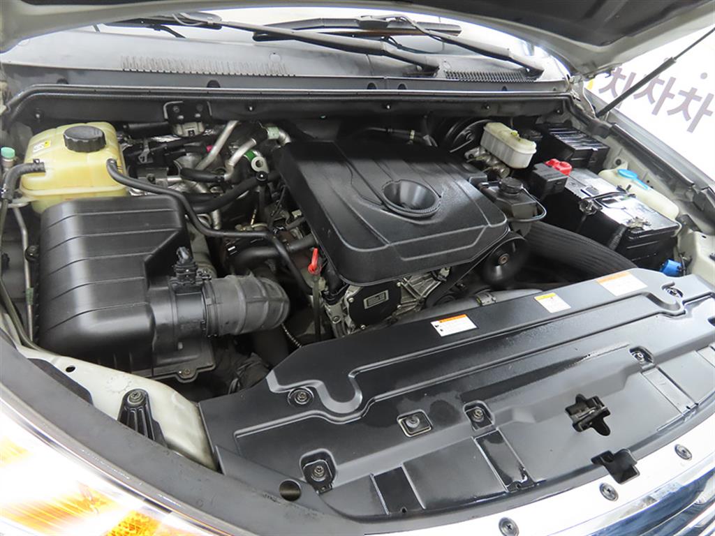 Ssangyong Korando 2015 Plateado - Importación desde Corea - HF Imports Iquique - Foto 19