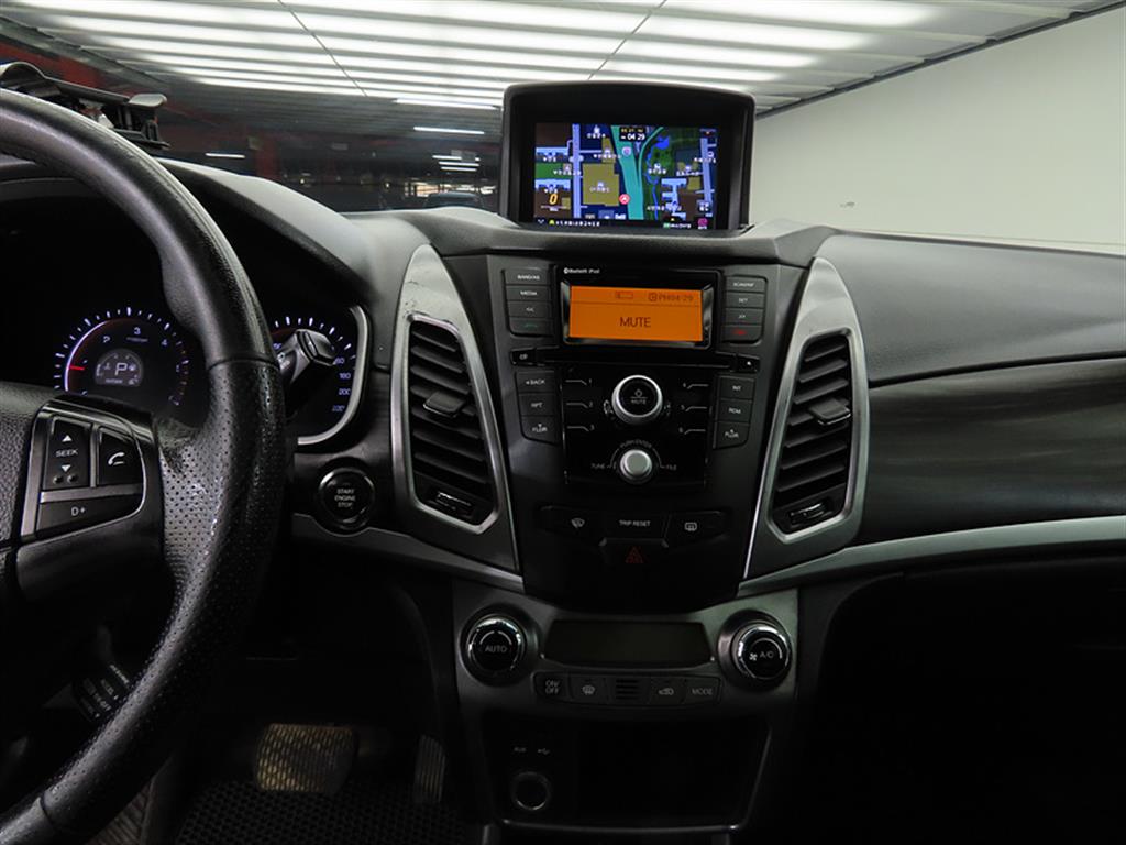 Ssangyong Korando - Vista 12