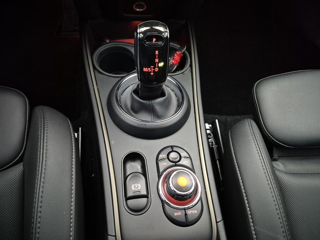 Mini Countryman - Vista 8