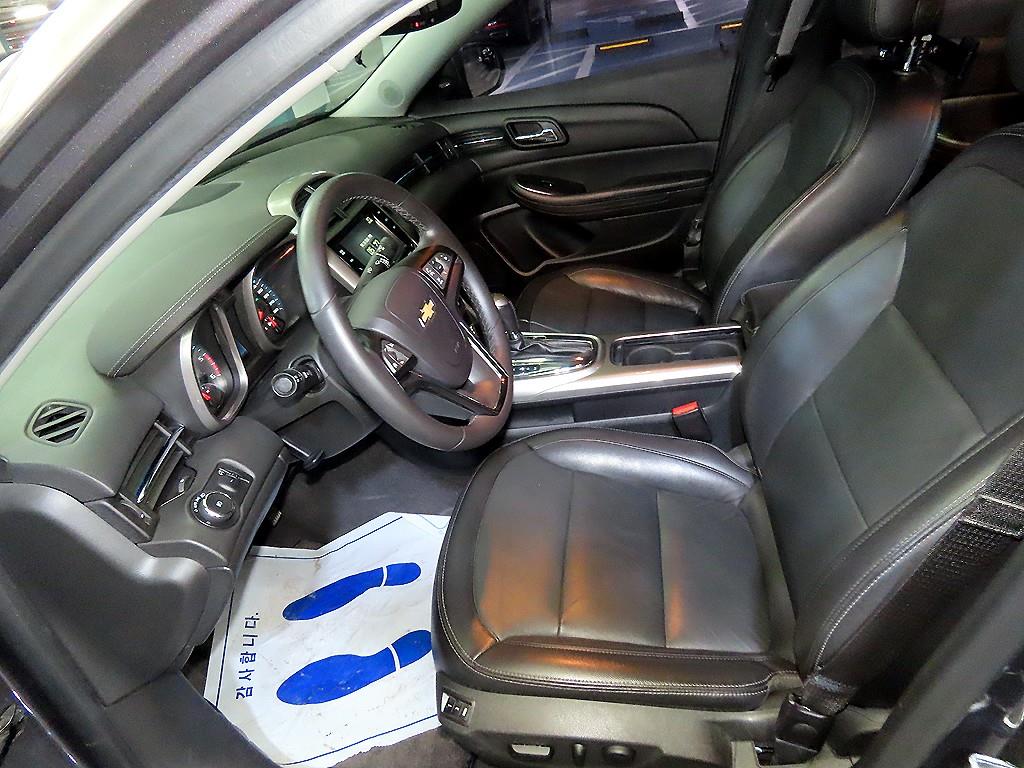 Chevrolet Malibu - Vista 6