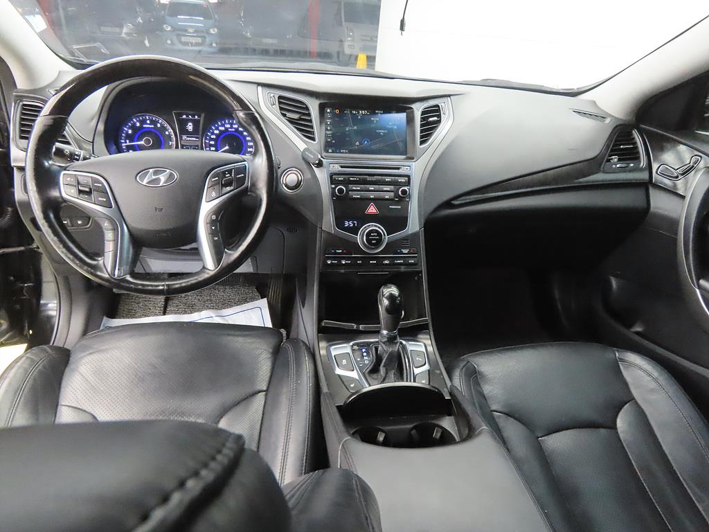 HYUNDAI Grandeur - Vista 7