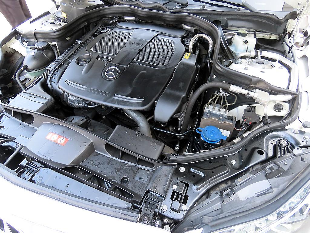 Mercedes Benz E class 2014 Blanco - Importación desde Corea - HF Imports Iquique - Foto 19