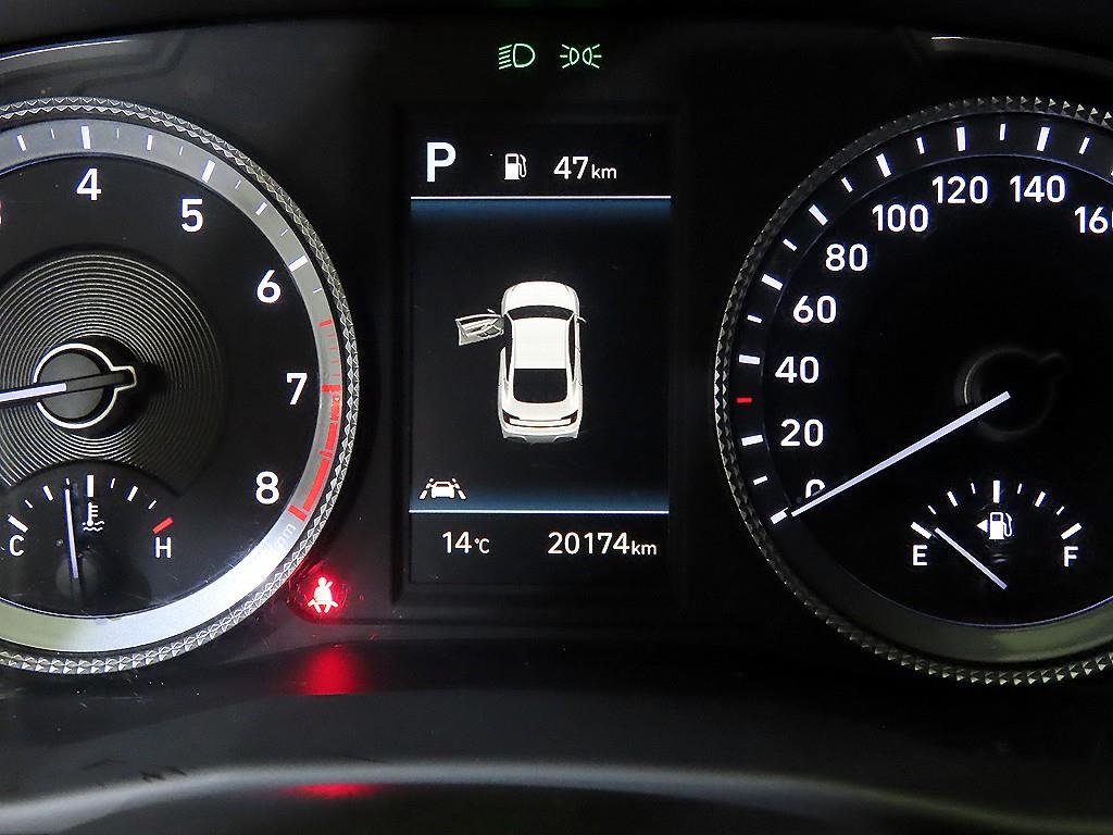 HYUNDAI Sonata - Vista 9