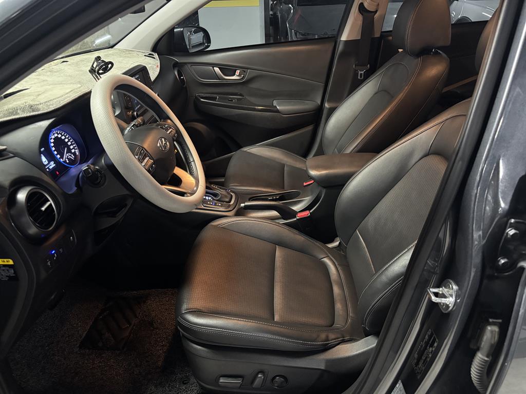 HYUNDAI Kona - Vista 9