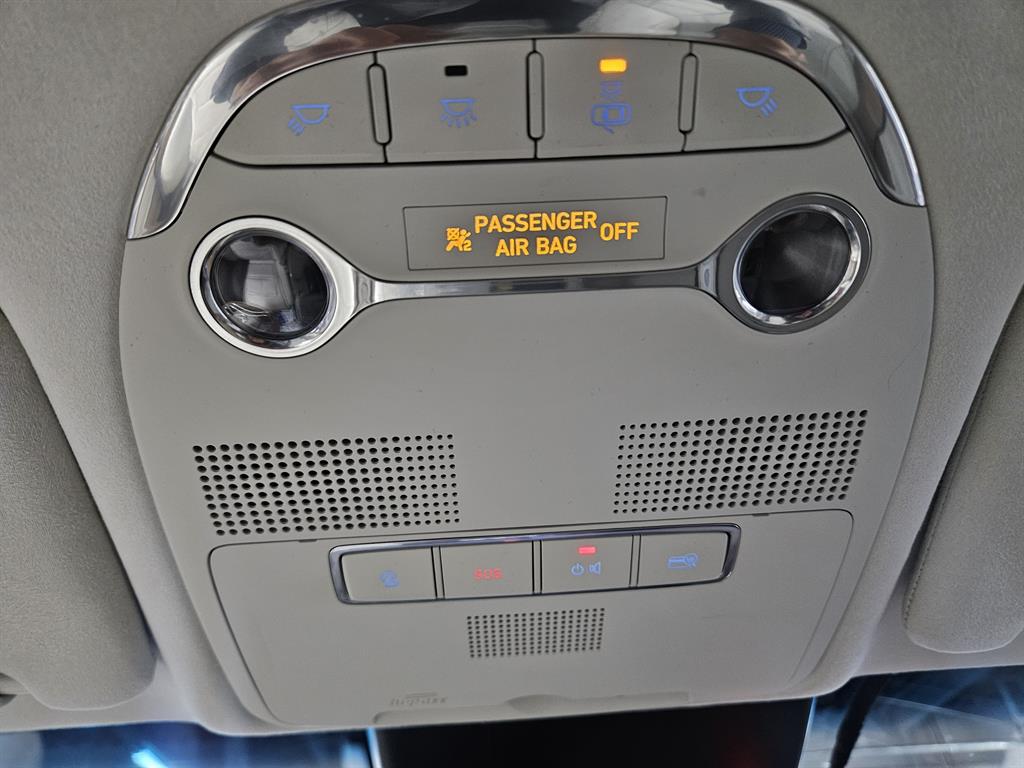 HYUNDAI Grandeur - Vista 11