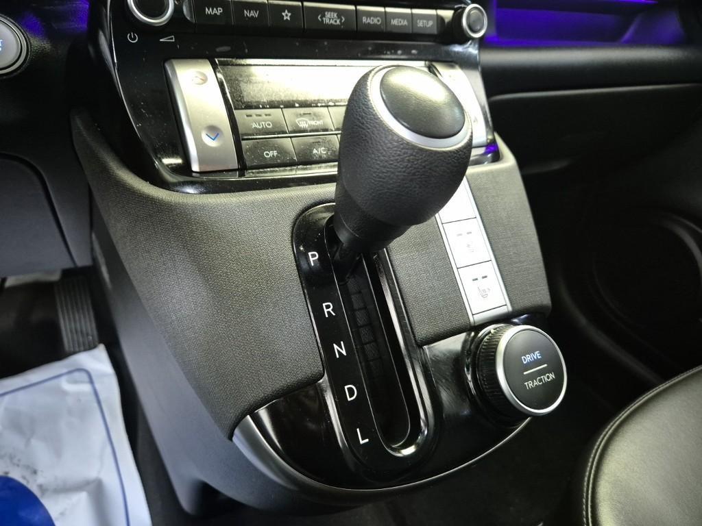 HYUNDAI Casper - Vista 8