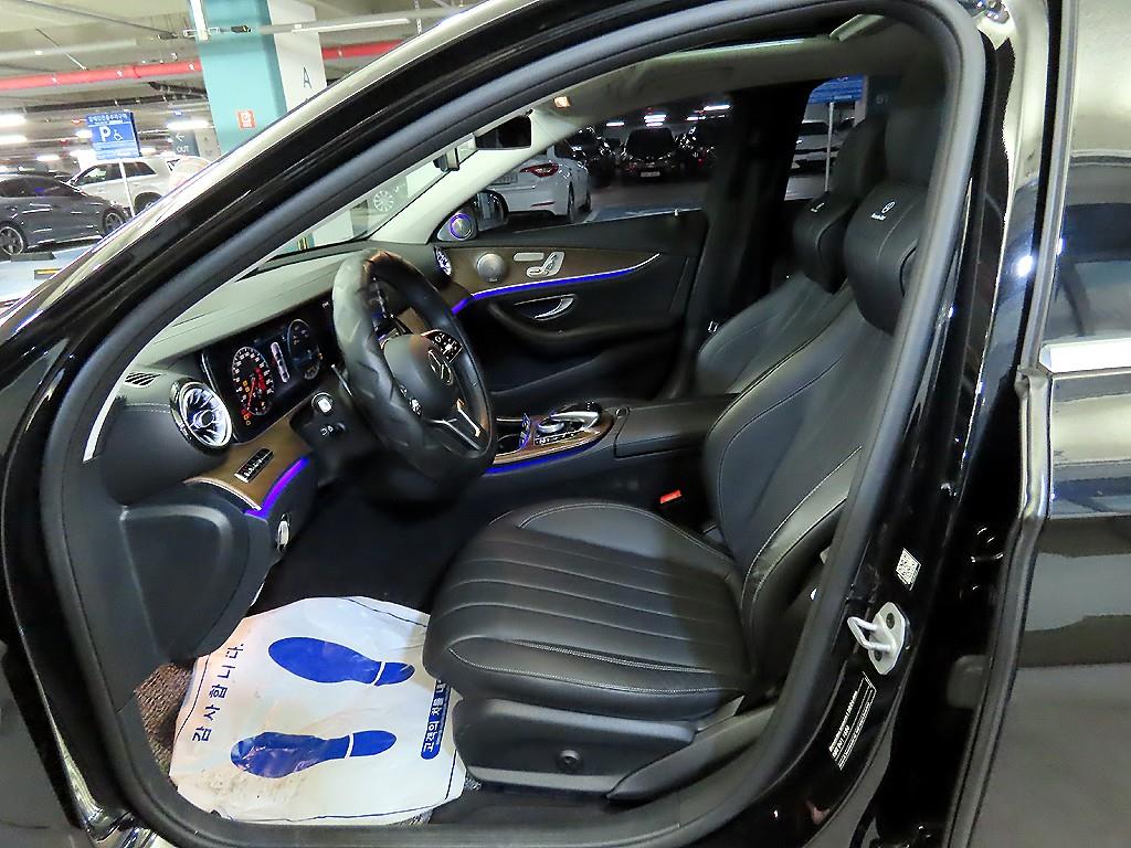 Mercedes Benz E class - Vista 6