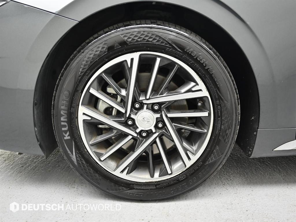 HYUNDAI Grandeur - Vista 5