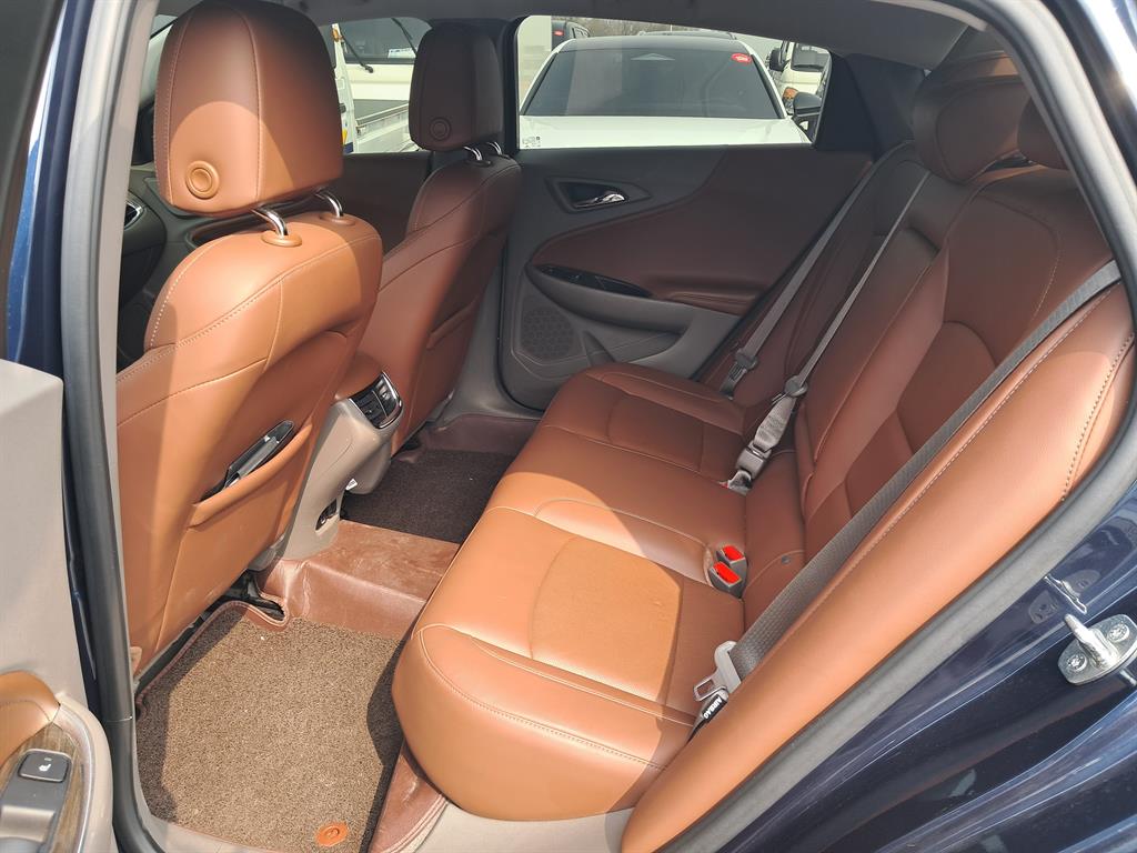 Chevrolet Malibu 2017 Azul - Importación desde Corea - HF Imports Iquique - Foto 13