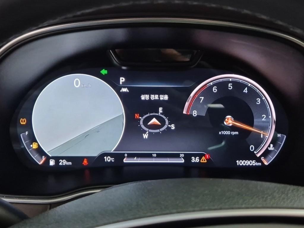 Genesis GV80 - Vista 6