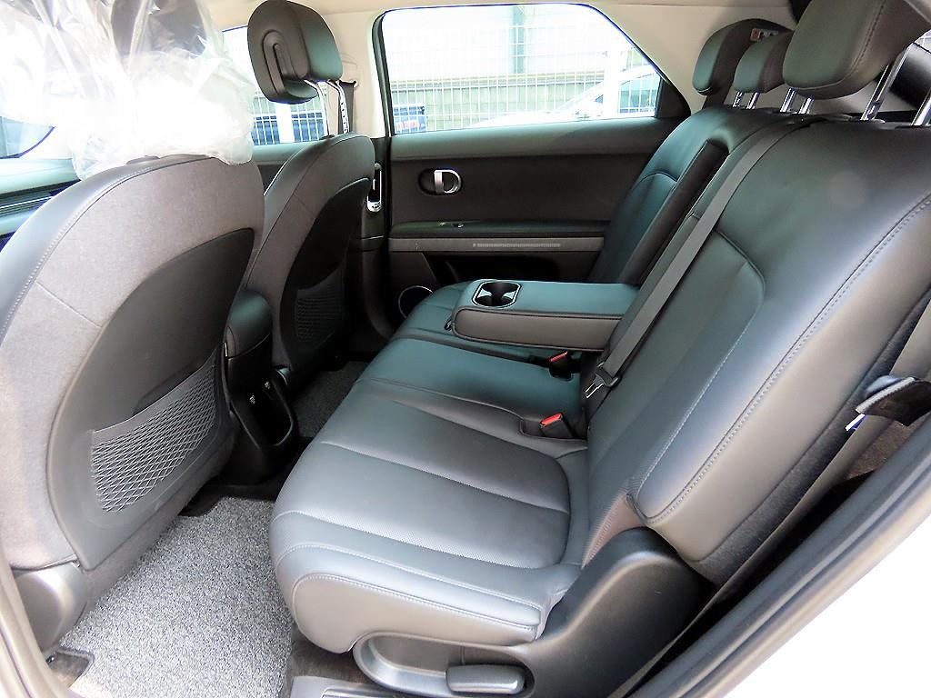 HYUNDAI Ioniq 5 - Vista 6